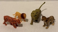 Lot of 4 TOY HARD SOLID RUBBER FIGURINE VINTAGE JUNGLE ANIMAL JARU CHINA