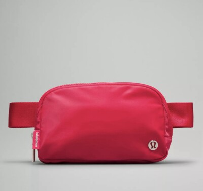 lululemon - Carrieページ　ルルレモン Lululemon Wunder Train High-Rise Tight with Pockets 25