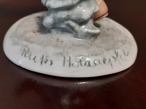 Rare Muller Co. Volkstedt Porcelain Figurine Of A Traveling Boy - Pre WWII - Picture 5 of 9