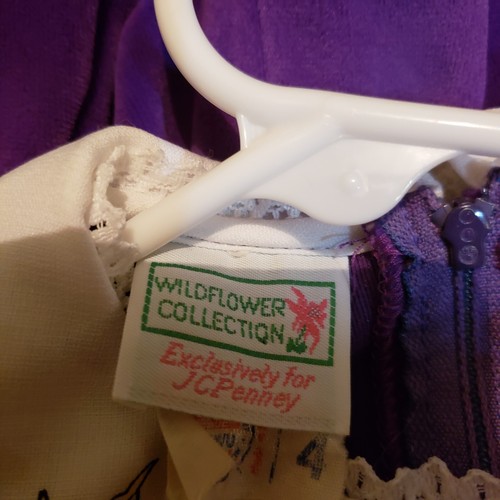 JC Penny Wildflowers Purple Velvet Toddler Dress w/White Collar size 4 Vintage - Picture 3 of 4