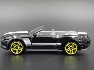2015 mustang convertible diecast