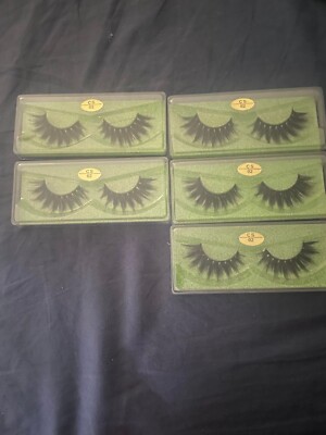 eye lashes extension