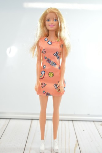 RARE BARBIE DOLL IN MOD HAPPY BARBIE OUTFIT & SHOES OUTFIT INCOMPLETE MATTEL