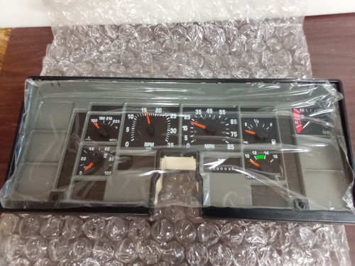 International Navistar Dash Cluster With Air Brakes 1689999P94 Free Shipping - Picture 3 of 9