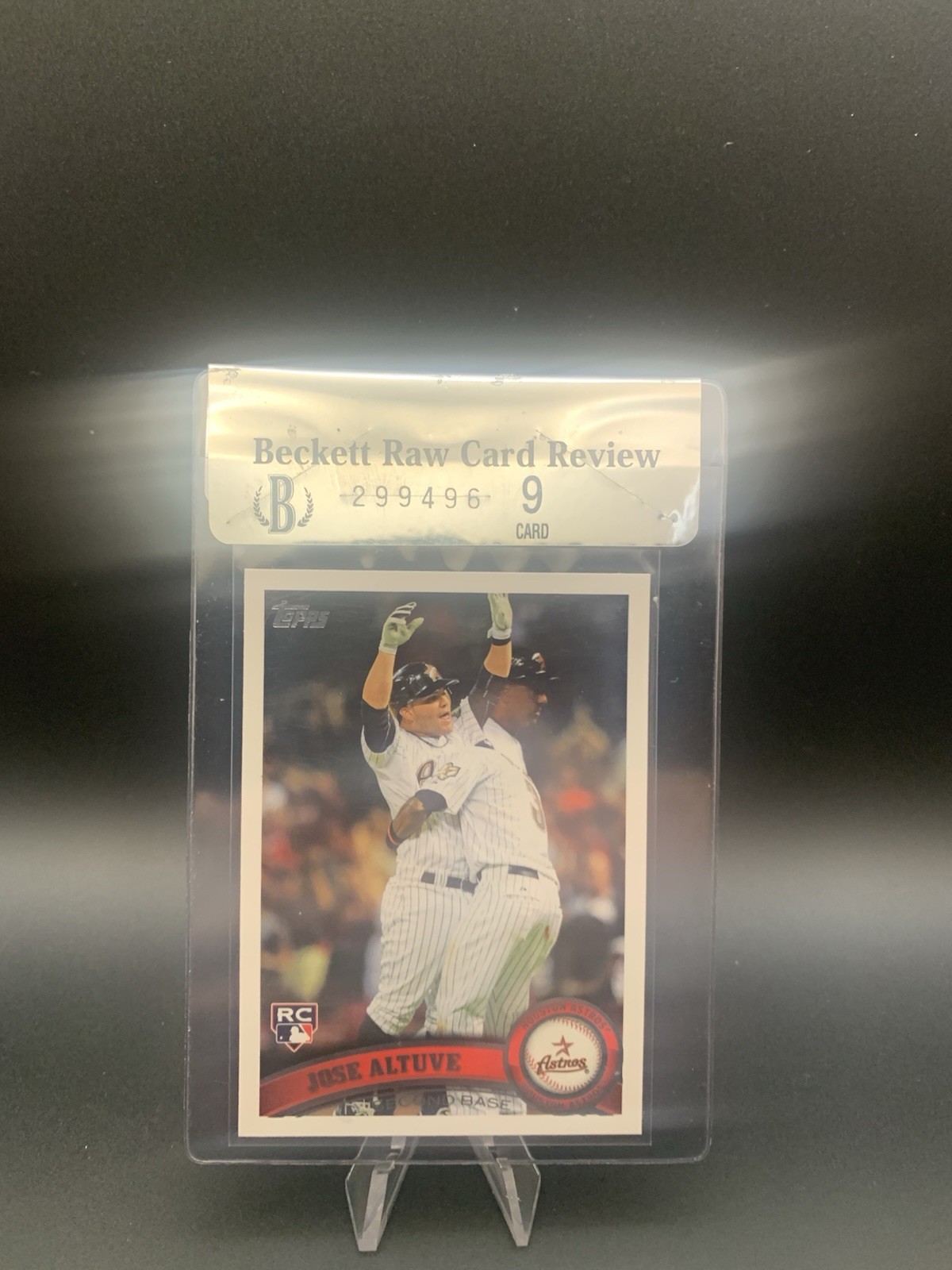 2011 Topps Update Series - Jose Altuve #US132 RC Becket Raw Card Review 9