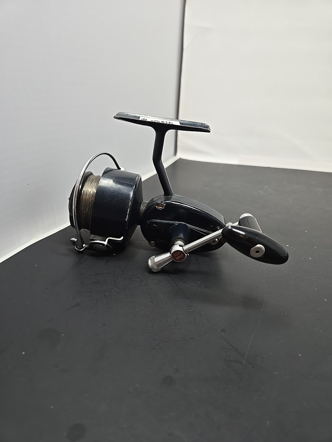 Vintage Garcia Mitchell 400  Spinning Reel Midnight Blue