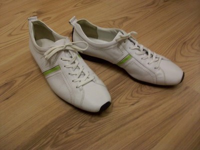 Paul Green München sportliche Damen-Sneaker aus weißem Echtleder / Zierstreifen