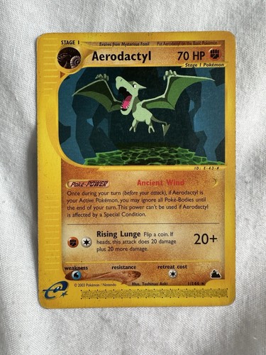 Pokemon Aerodactyl Card 1/144 Skyridge Rare Non-Holo
