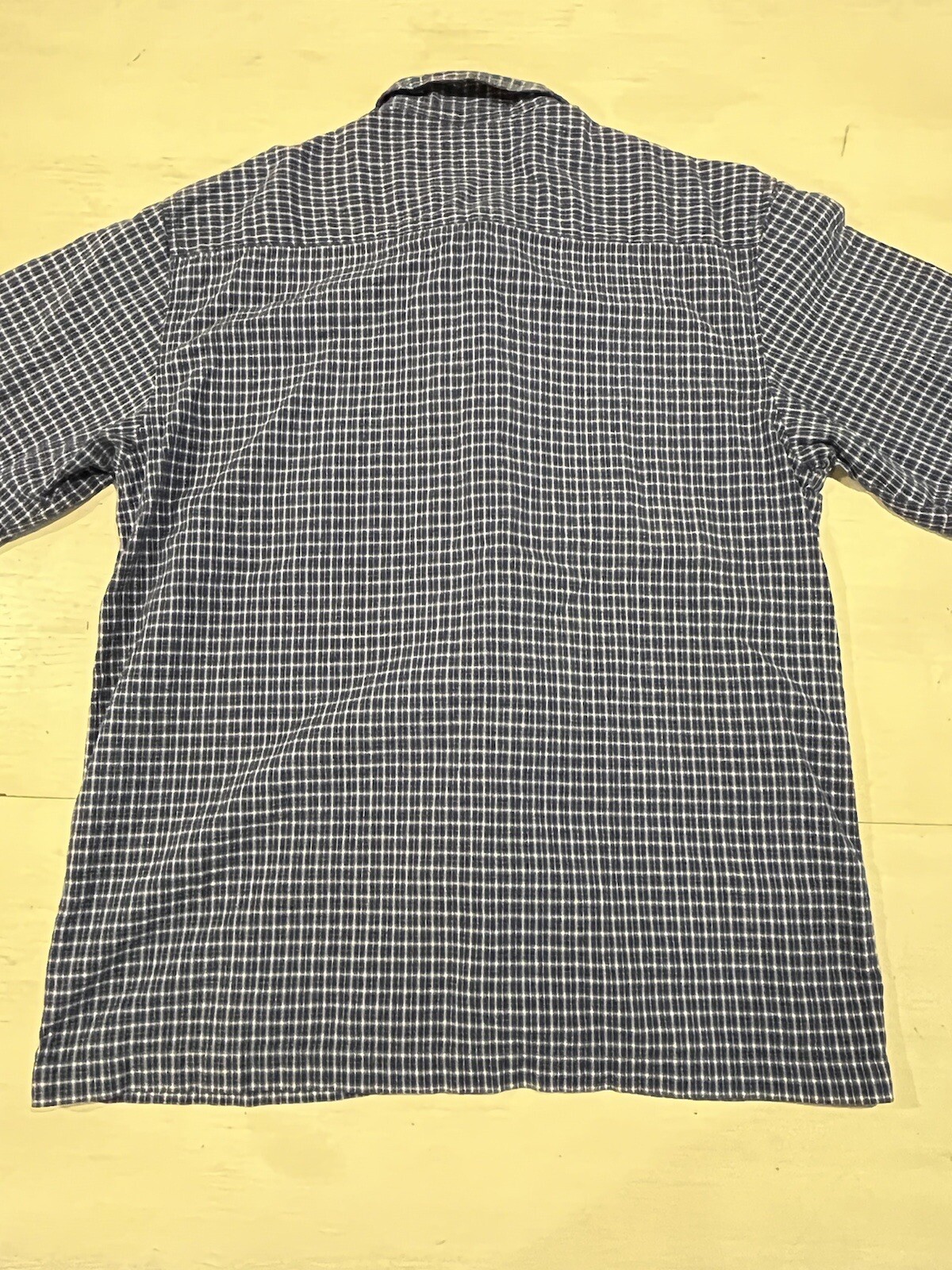 Quicksilver Button Down Men's Size Large Plaid Bl… - image 2