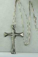 BNWOT MODERNIST LOOKING STERLING SILVER 24 INCH CHAIN CROSS NECKLACE