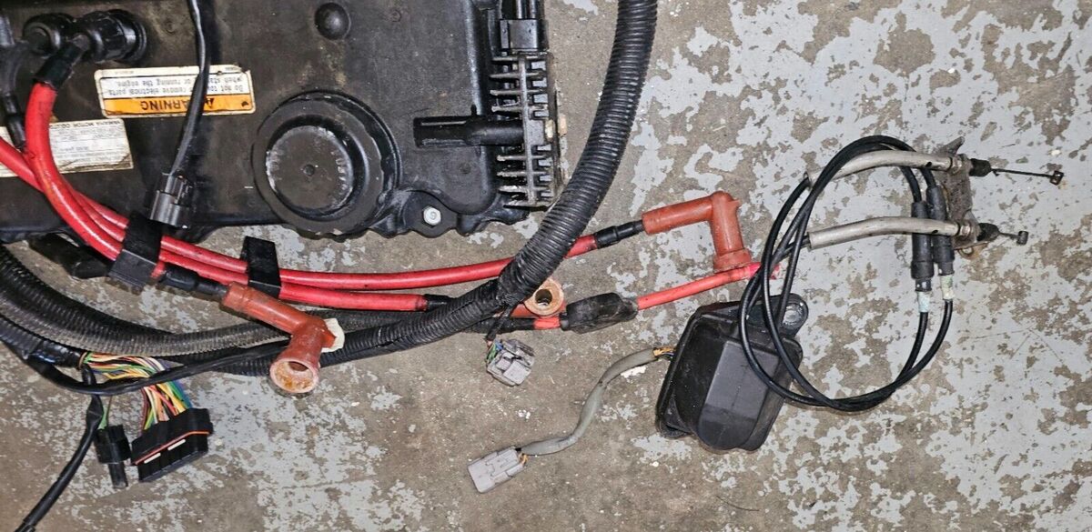 Yamaha GP1300R GP1300 R 1300 electrical box W/ CDI ECU ECM Yamaha GP1300R GP1300 R 1300 electrical box W/ CDI ECU ECM