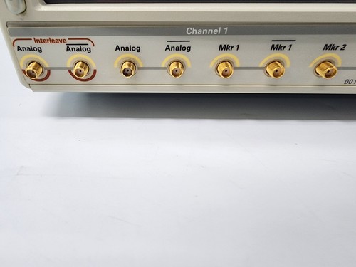 Generador de forma de onda arbitraria Tektronix AWG7122C, 24 GS/s, Opt 01/06/08 - Imagen 14 de 22