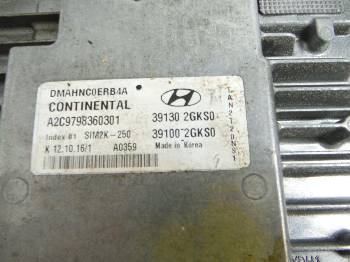 2017-2018 HYUNDAI SANTA FE SPORT ECU ECM ENGINE CONTROL 2017-2018 HYUNDAI SANTA FE SPORT ECU ECM ENGINE CONTROL
