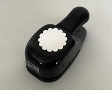 Stampin' Up 1-3/4" Scallop Circle Punch Whale Tail paper cut scrapbooking craft