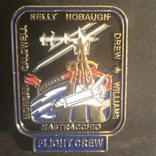 Scarce Official NASA Shuttle Flight Crew Mission Lapel Pin - STS 118 Endeavour
