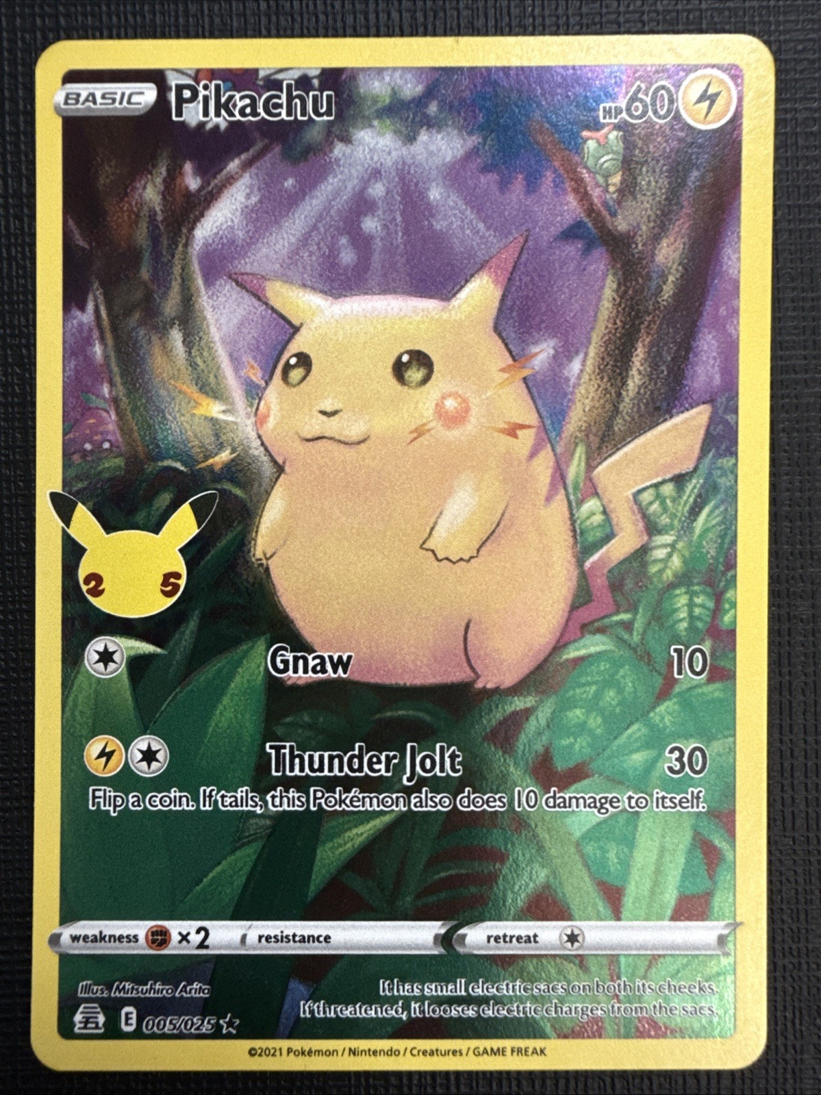 Pokémon Pikachu Celebrations 005/025 25th Anniversary Holo Rare LP+