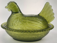Vintage Indiana Green Glass Hen on Nest Covered Dish Oval Beaded Base