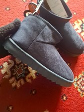 Girls Nice Confy Boots Frok Primemark Size 4 Navy Blue Clour