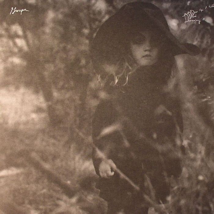 GROUPER - Dragging A Dead Deer Up A Hill - Vinyl (LP)
