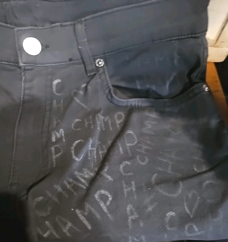 AEW TNT TITLE MATCH DARBY ALLIN EVENTO PANTALONES CORTOS USADOS PRUEBA Foto 2 de 4