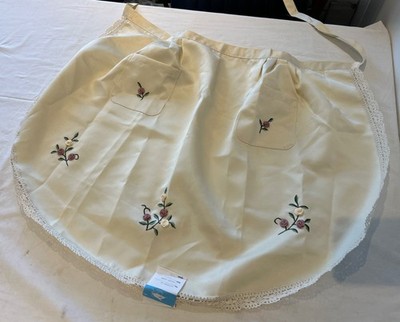 Vintage Damen Schürze. 50 er Jahre. Unbenutzt, mit Etikett! Creme, Satin. Applikation Blumen