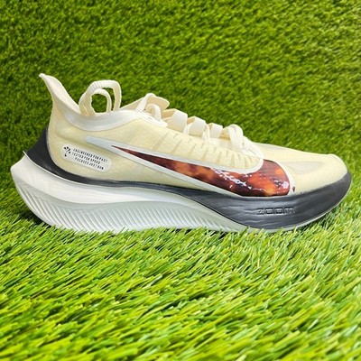 Nike Zoom Gravity Barely Rose Beige Womens Size 6.5 Athletic Shoes Sneakers