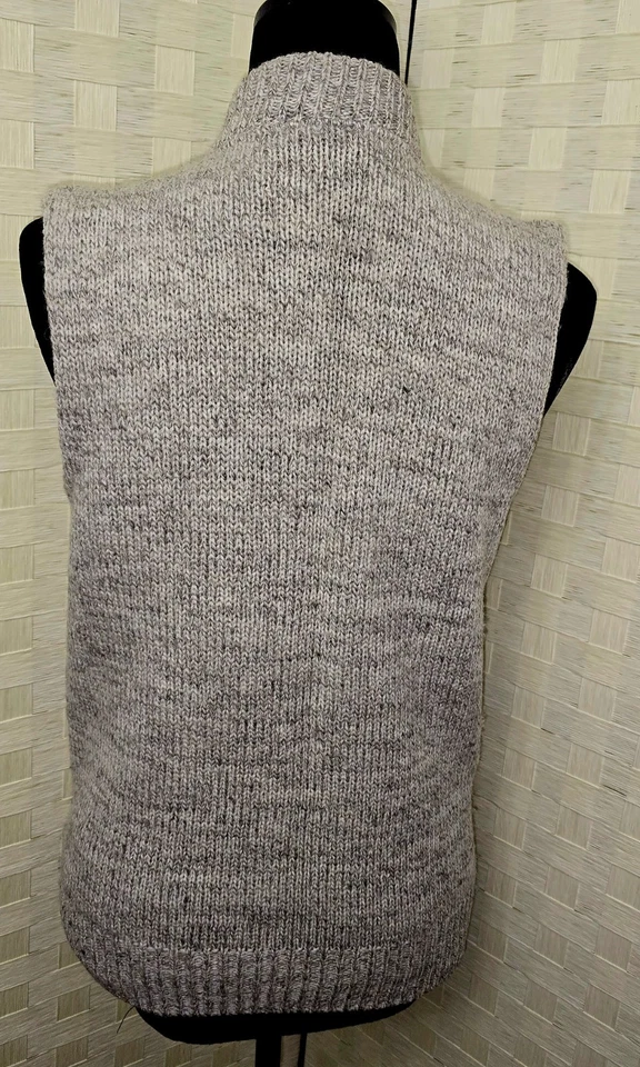 Vtg Eddie Bauer Beige 100% Wool Sweater Vest Wood Button Sz Medium  - Image 4 of 4