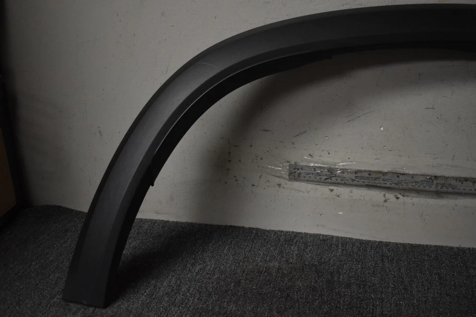 Mercedes Benz GLS450 2021 guardabarros flare fabricante original Foto 2 de 4