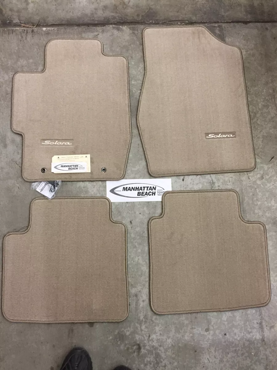 Toyota solara floor mats deals