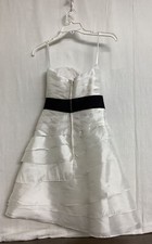 Dare Kiang Wedding Gown w Detachable Skirt size 6 1T265