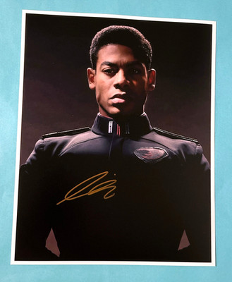 Aaron Pierre  -   Krypton  -  signed, original Autogramm !!!