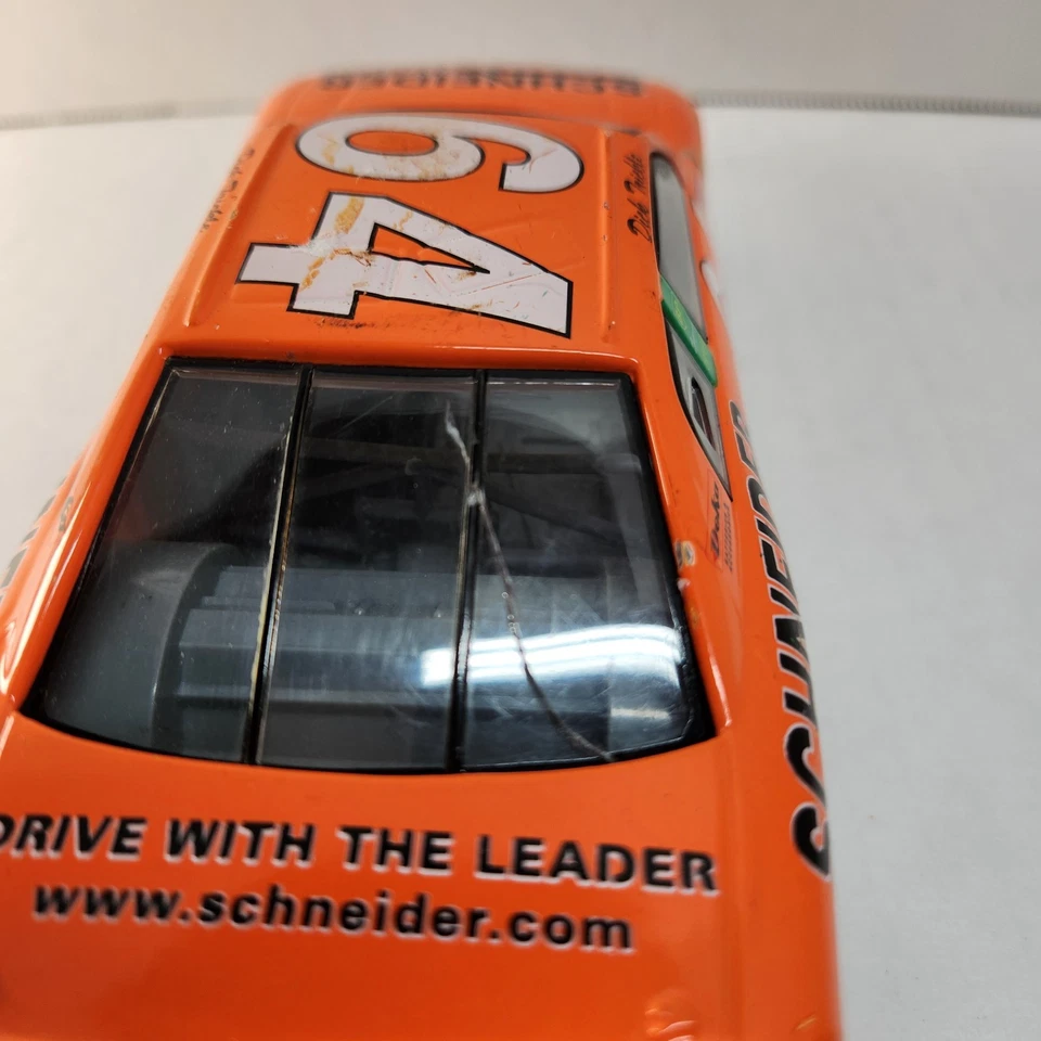Dick Trickle No5 Schneider Trucking Monte Carlo 1999 Racing Champions 1:24 - Изображение 4 из 4