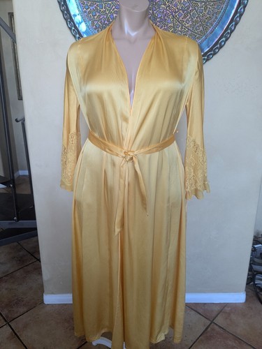 VTG LA PERLA CANARY YELLOW 100% SILK LONG LACY SLEEVE ROBE MADE IN ITALY SZ M/L