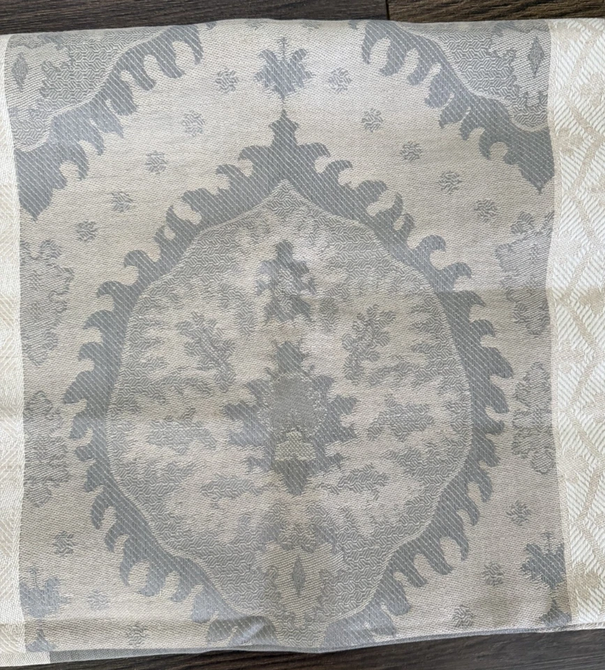 Nuevo Corredor de Mesa Williams Sonoma Sorrento Azulejo 16" x 108" Navidad Invierno Foto 2 de 2