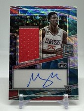 2022-23 Panini Spectra Moussa Diabate Rookie Jersey Auto RC Blue Wave FOTL #/30
