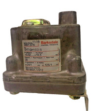 Barksdale Pressure Switch D1T-GH150SS P/N 0401-074 0.5 - 10.5 bar 1/4"