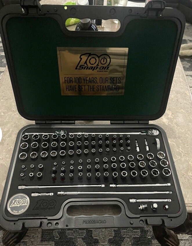 Snap On 100pc 1/4 Drive Metric & Sae General Service Set 100th Snap On 100pc 1/4 Drive Metric & Sae General Service Set 100th
