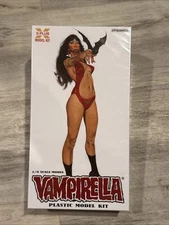 X-Plus Dynamite Vampirella 1/8 Scale Plastic Model Kit New 2022 Sealed