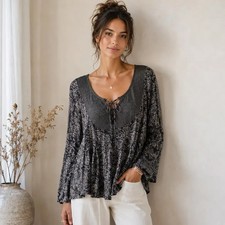Anthropologie Akemi  + Kin Marcella Lace Up Navy Gray Peplum Top Sm