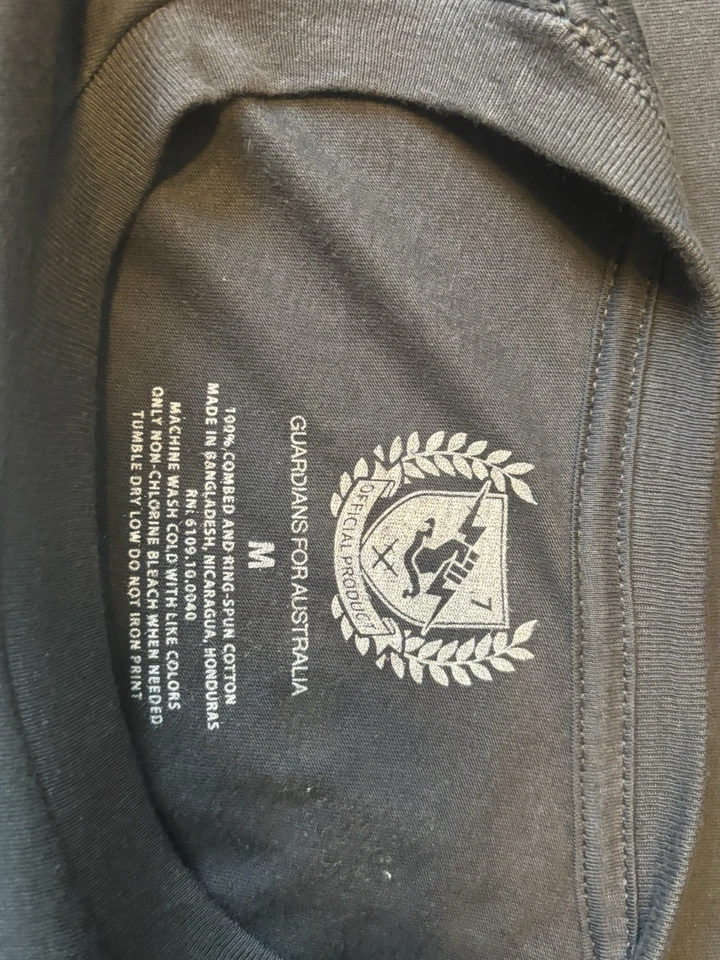 Camiseta negra mediana Guardians for Australia Foto 3 de 4