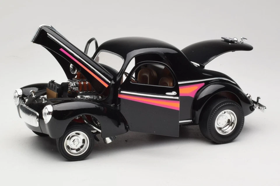 92278 Willys Competition Coupe Gasser Drag Road Legends 1/18 - Immagine 2 di 4