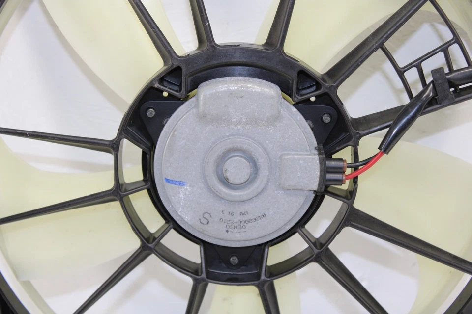 Ventilador radiador izquierdo Acura TLX 2015-2020 3,5 L OEM NJ25 Foto 4 de 4