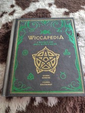Wiccapedia: A Modern-Day White Witch's Guide by Shawn Robbins (2014 Hardcover)