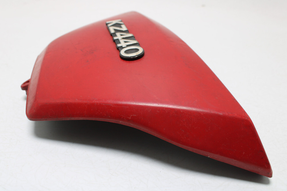 Kawasaki KZ440 36001 1980? Right Hand Side Cover Emblem Red | eBay