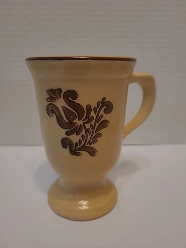 Vintage Pfaltzgraff "Village" Footed Pedestal Coffee/Tea Mug 5"