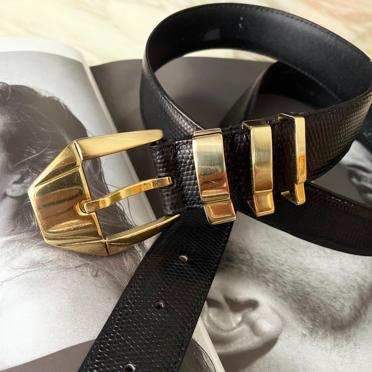 VERSACE ブラックレザー ベルト GIANNI VERSACE black leather belt w/ 3 gold tone loops size