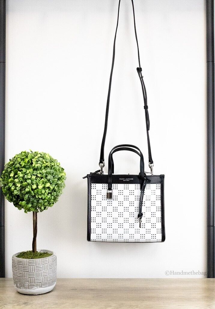 MARC JACOBS - lyco 36484e50-6a70-4c3e-8aeb-