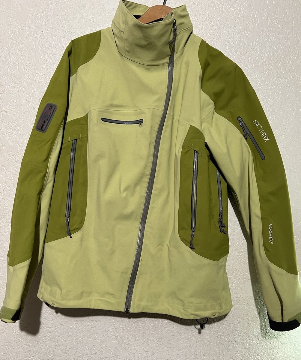 Vintage Arcteryx women's sidewinder Recco gore- tex jacket Made In