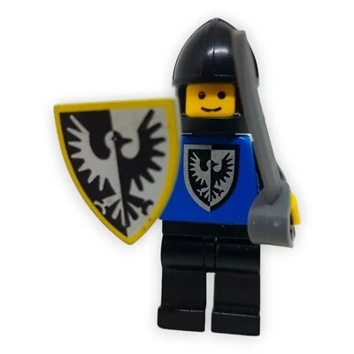 Lego Castle Ritter Burg cas100 Helm Schwert Schild Bespielt Retro Figur  - Bild 1 von 4