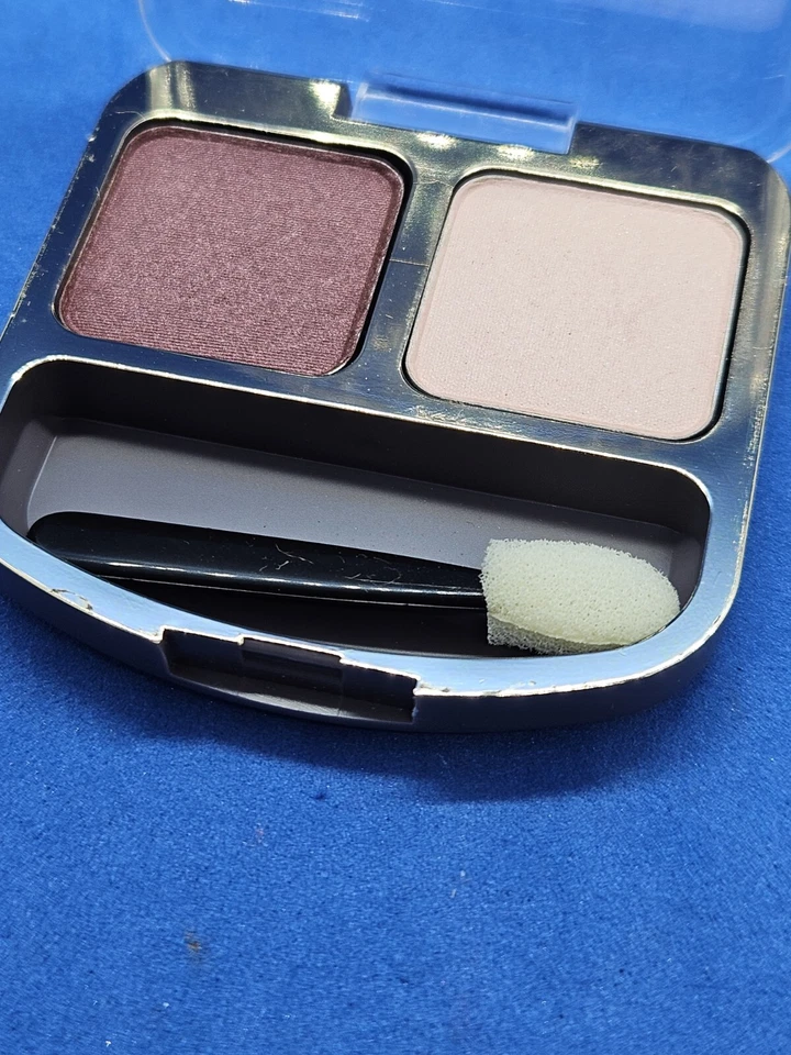 L'Oreal SOFT EFFECTS Eye Colour Shadow Duo PLUM BRULEE ∙ ROSE POURE Perle/Matte - Image 2 of 4